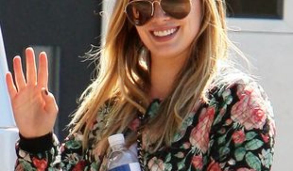 Hilary Duff w codziennej stylizacji (FOTO) Hilary Duff w codziennej stylizacji (FOTO)