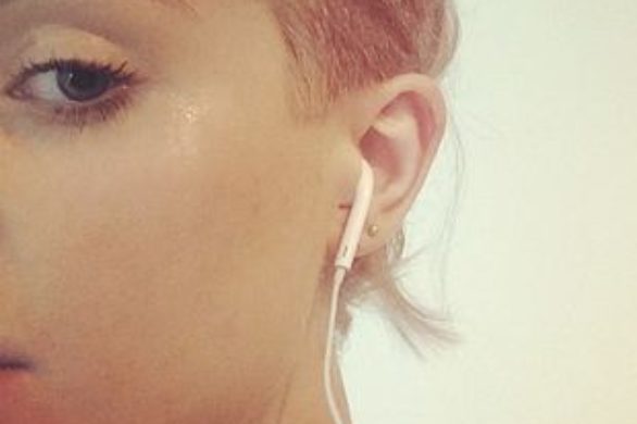 Co się stało z włosami Kelly Osbourne?! (FOTO)