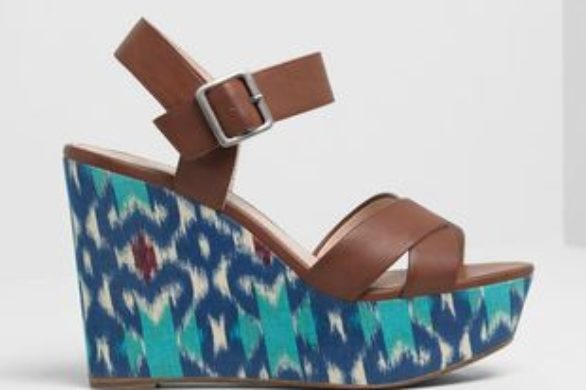 Modne buty na lato – koturny (FOTO)