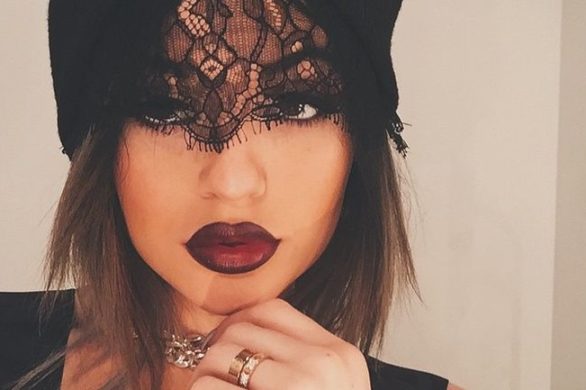 Kylie Jenner spędziła święta w… gorsecie! (FOTO)