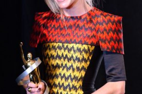 Futurystyczna Sienna Miller