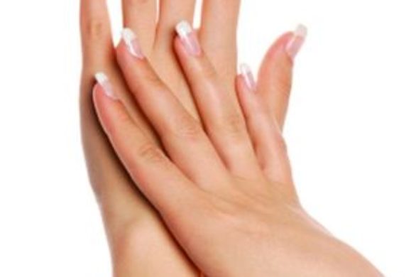 5 skutecznych sposobów na wzmocnienie paznokci