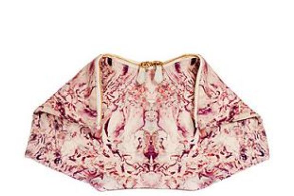 Osiemdziesiąt wiosennych torebek od McQueena