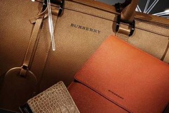 Świąteczne upominki od Burberry