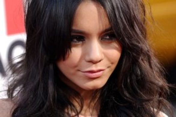 Vanessa Hudgens: dziewczęcość z pikantną nutką