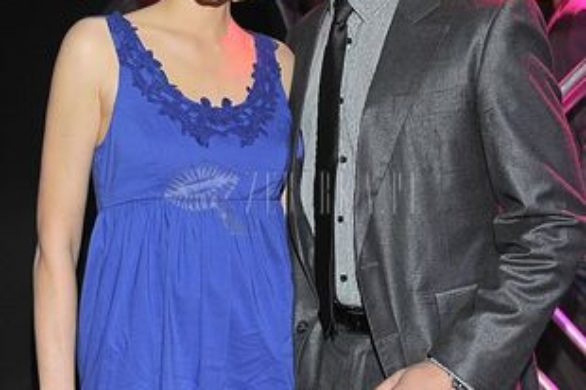 Monika Krogulska w kobalcie