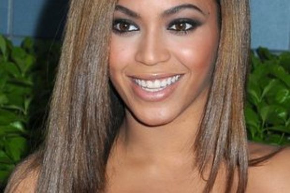 Beyonce w sukni z trenem