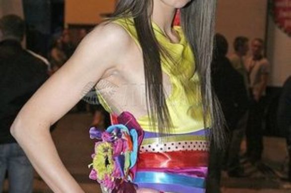 Sylwia Grzeszczak jak kolorowy ptak