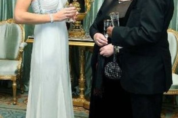 Kate Middleton i jej doczepione pasemka