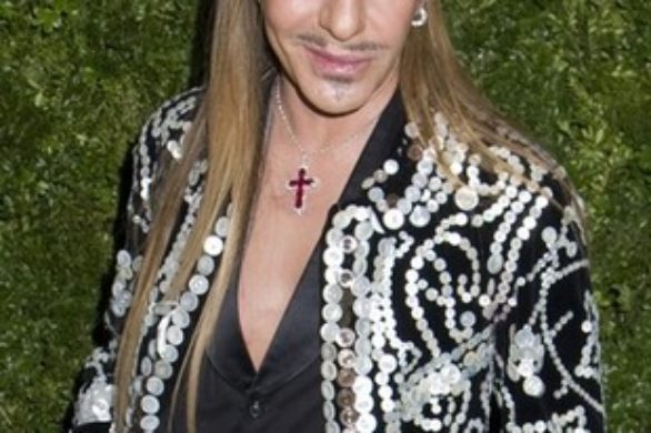 Natalie Portman odcina się od Johna Galliano