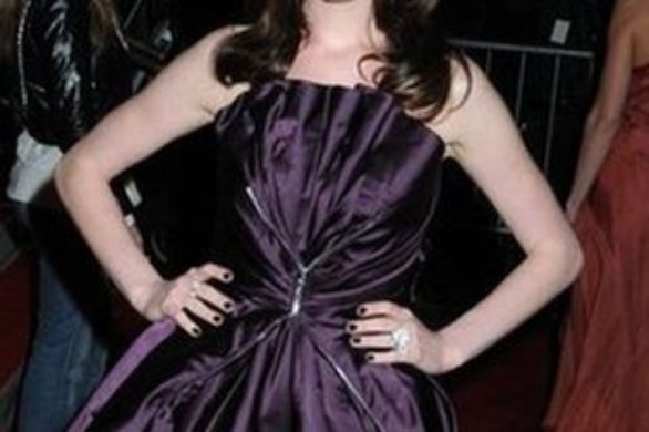 Drapieżna Anne Hathaway