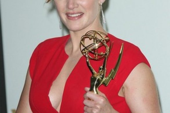 Kate Winslet w Elie Saab (FOTO)