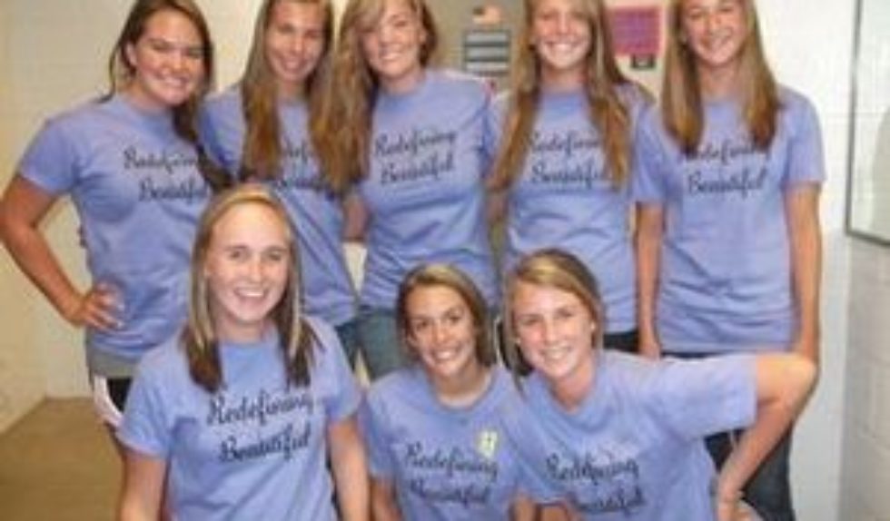 Nastolatki rezygnują z makijażu