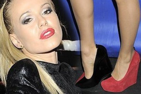 Dwukolorowe buty Dody (FOTO)