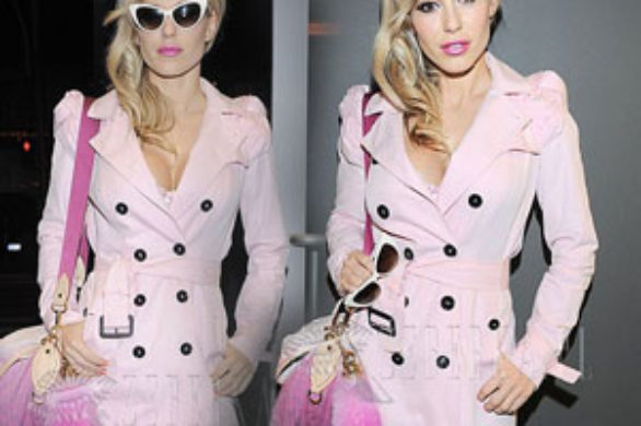 Doda cała w drogim różu