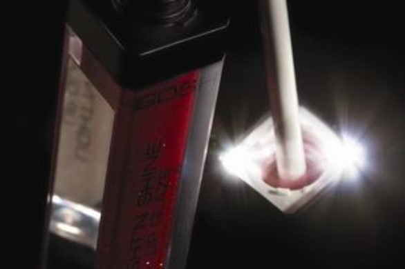 Błyszczyk LIGHT’N SHINE Gosh