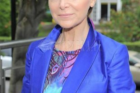 Irena Jarocka w strojach od Williamsona