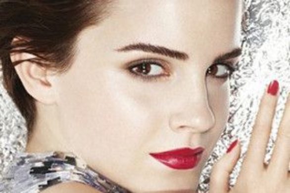 Krwistoczerwone usta Emmy Watson (FOTO)