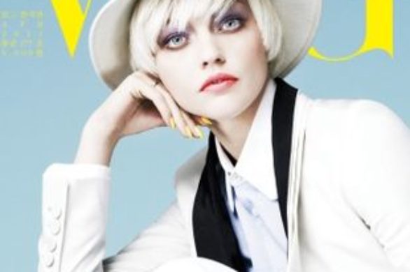Sasha Pivovarova na okładce Vogue Korea