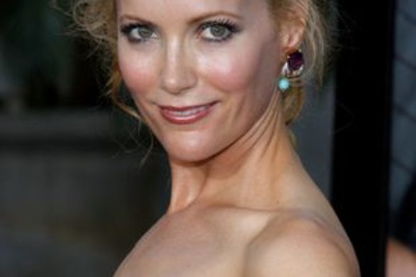 Fuksja i turkus Leslie Mann