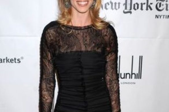 Hilary Swank w Emilio Pucci (FOTO)