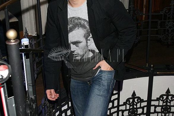 Kto ma Jamesa Deana na koszulce? (FOTO)