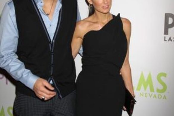 Demi Moore w małej czarnej