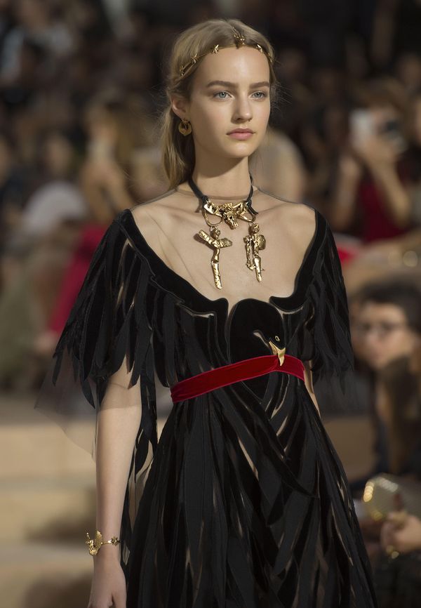 VALENTINO – BEAUTY OF THE MIRABILIA ROMAE COUTURE COLLECTION VALENTINO – BEAUTY OF THE MIRABILIA ROMAE COUTURE COLLECTION