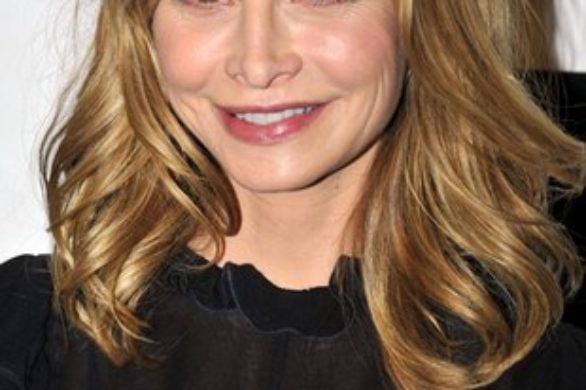Calista Flockhart prosto i stylowo