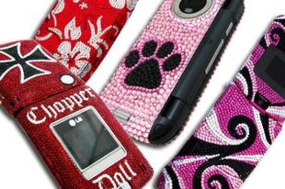 Komórka ozdobiona kryształkami