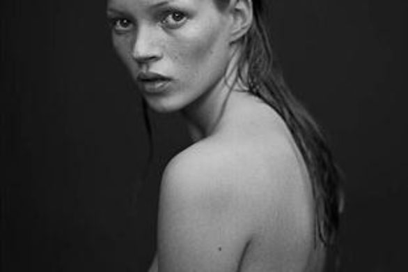 Limitowane portfolio z ulubionymi portretami Kate Moss
