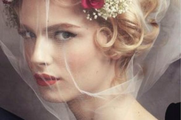 Andrej Pejic na okładce OUT Magazine