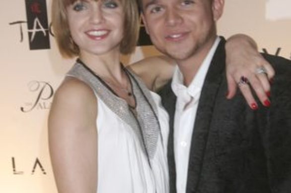 Czarno-biała Mena Suvari