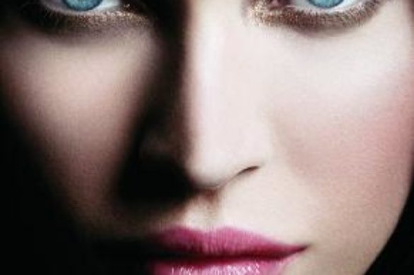 Megan Fox w kampanii Armani Beauty