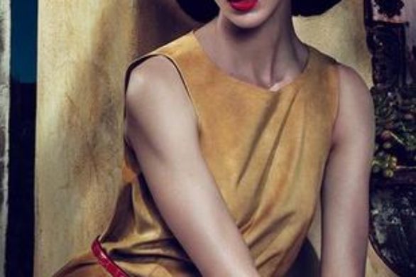 Mariacarla Boscono w kampanii Loewe