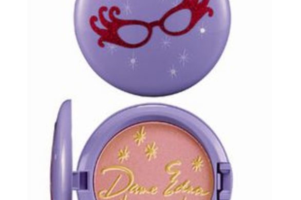 MAC – kolekcja Dame Edna