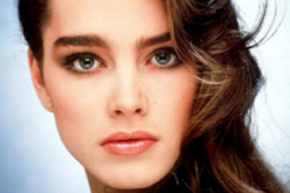 American Apparel kontroluje brwi pracowników