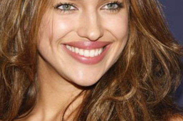 Gorąca czerwień Iriny Shayk (FOTO)