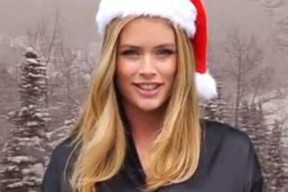 Aniołki Victoria’s Secret życzą Wesołych Świąt!