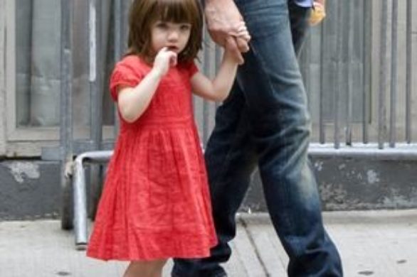 Suri Cruise jest swoją własną stylistką
