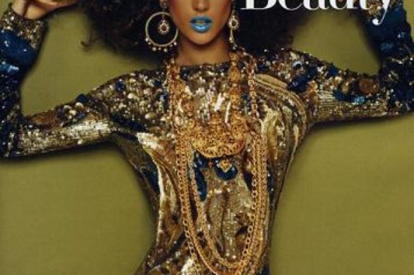 Alessandra Ambrosio na okładce grudniowego Vogue Nippon