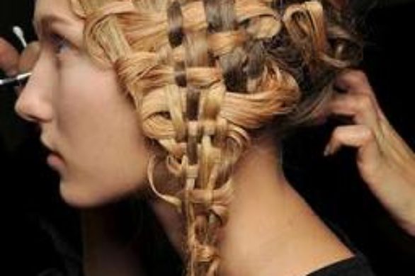 Włosy plecione niczym koszyk