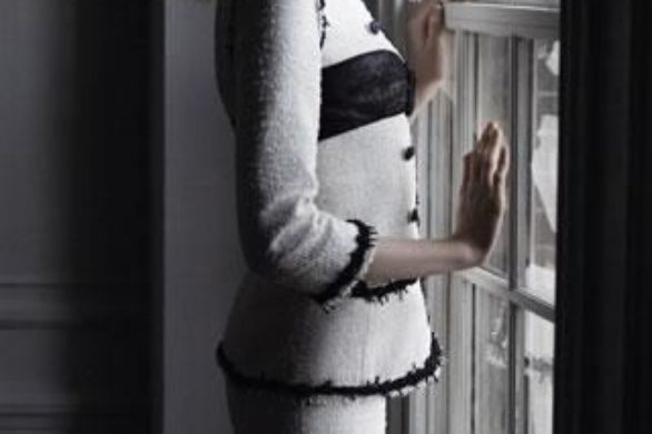 Heidi Mount w reklamie Chanel