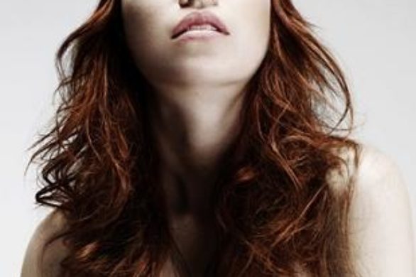 Modne grzywki – ciężkie i geometryczne