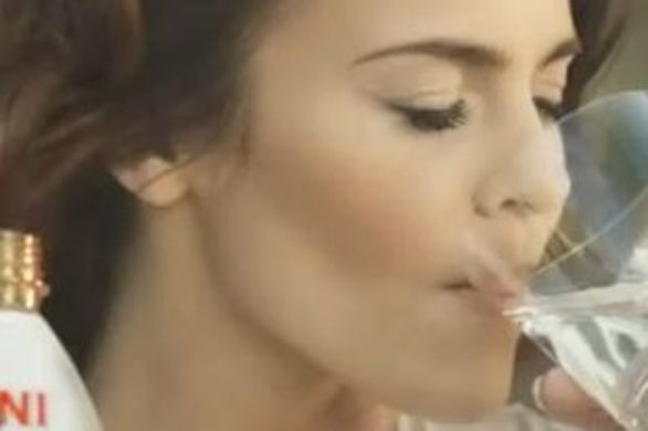 Edyta Herbuś reklamuje Veroni Mineral (VIDEO)
