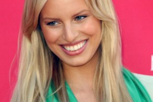 Trzy wydania Karoliny Kurkovej (FOTO)