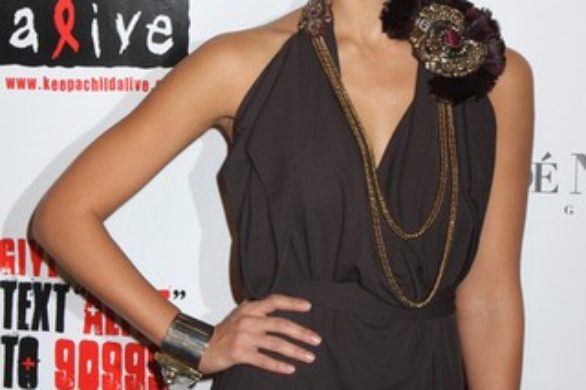 Jessica Alba w grzywce!