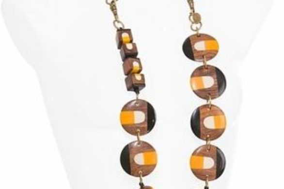 Naszyjnik w ciepłych kolorach