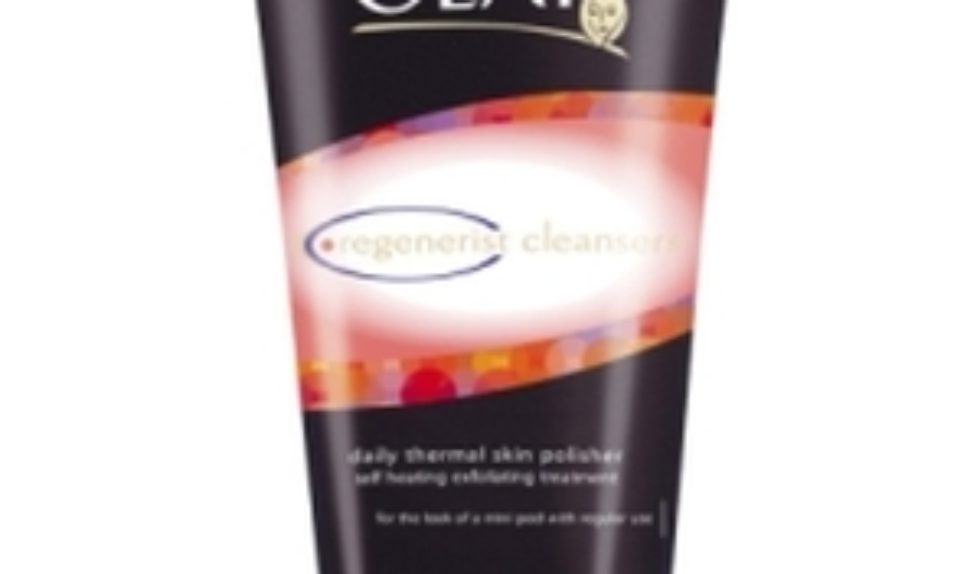 Peeling do mycia twarzy Olay