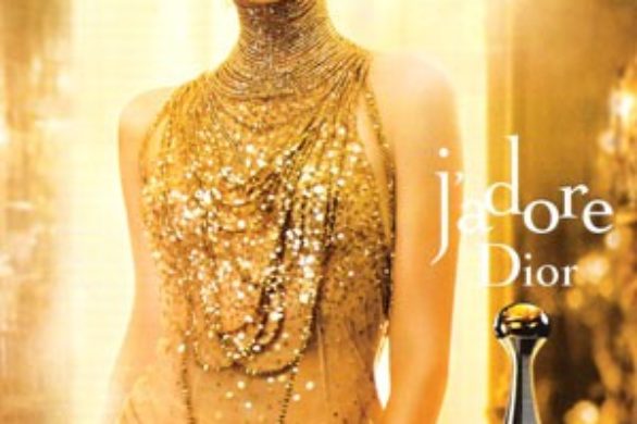 Charlize Theron w reklamie J’Adore Dior (VIDEO)